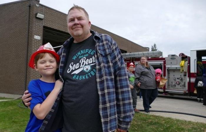 Winnipeg fire stations open their doors and raise awareness