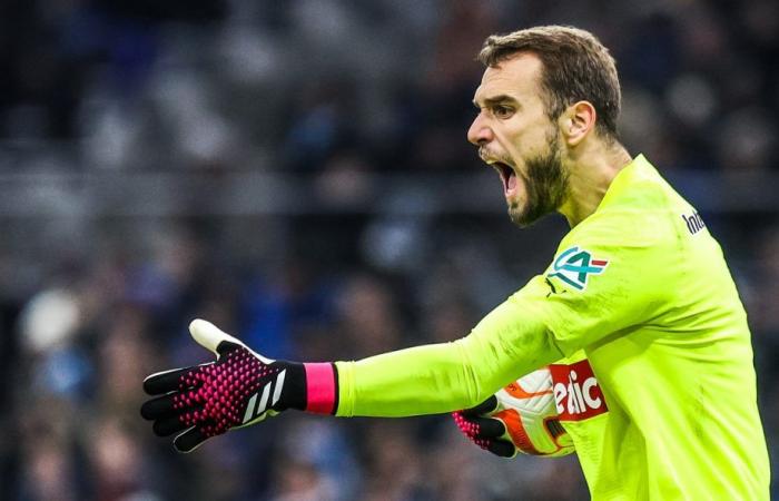 The struggle of Pau Lopez (still under contract with OM)…