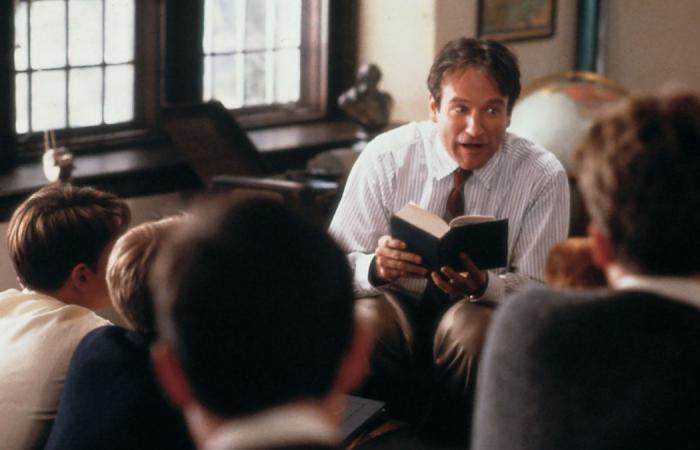 Robin Williams is your childhood actor if you recognize these 5 films in one image