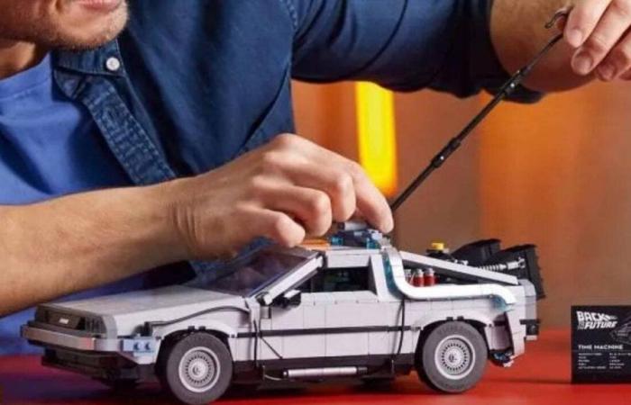 Until Monday, the LEGO version of the most iconic car in cinema is even cheaper