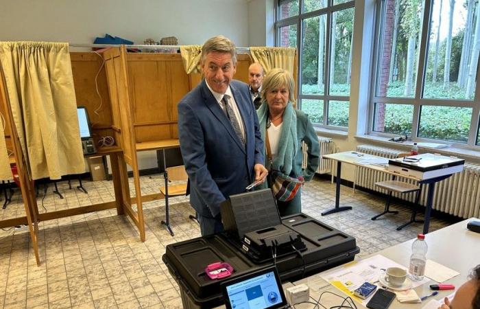 ELECTION DAY. N-VA loses one seat in Brasschaat and strengthens absolute majority (Brasschaat)