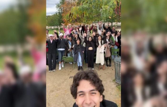 he confides on Tiktok about his isolation in Paris and meets around sixty people