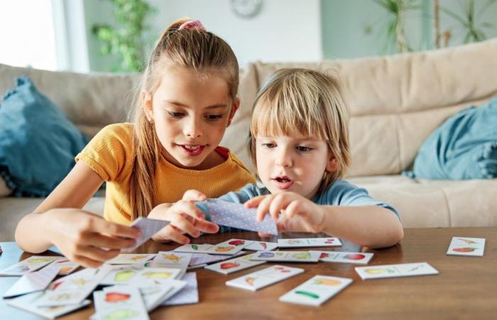 How to keep your children busy during the holidays? Here are 5 games to share with the family