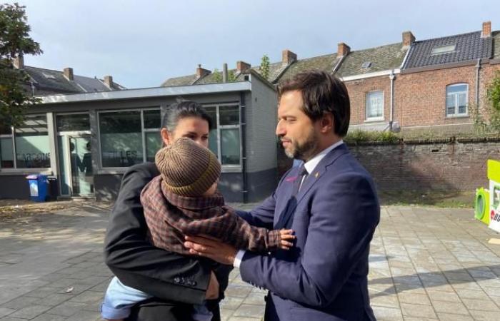 they went to vote at the same time, but not in the same office this Sunday morning