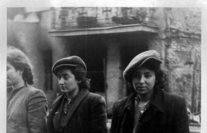 Resistance fighters in the Warsaw ghetto