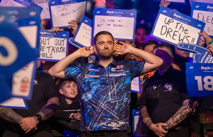 De Decker stuns Humphries to win 2024 BoyleSports World Grand Prix