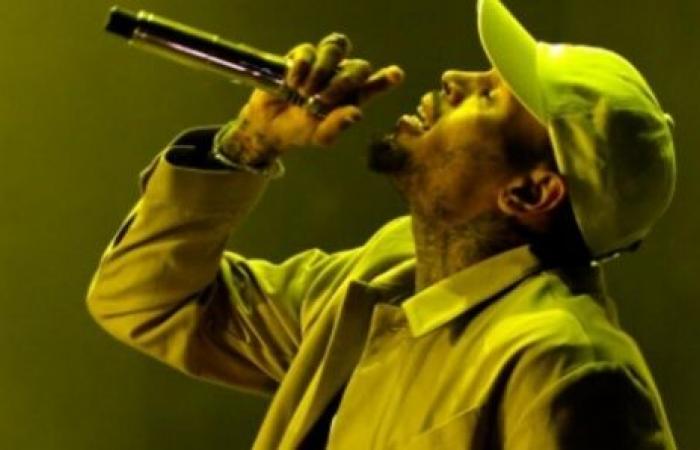 Two Chris Brown concerts threatened with cancellation by women