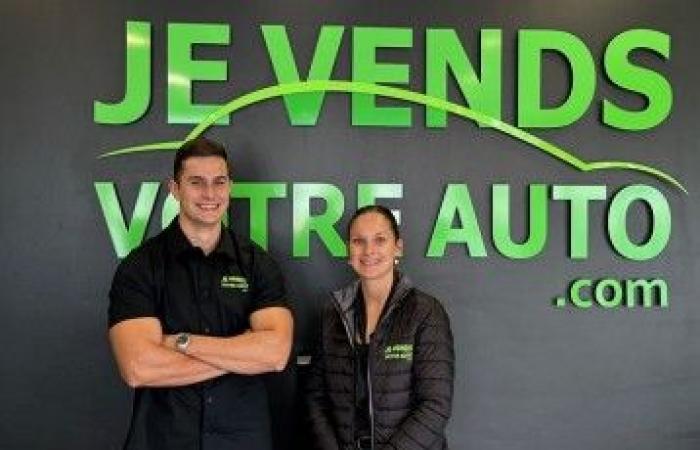 Two young franchisees join the JeVendsVotreAuto.com network in Saintes