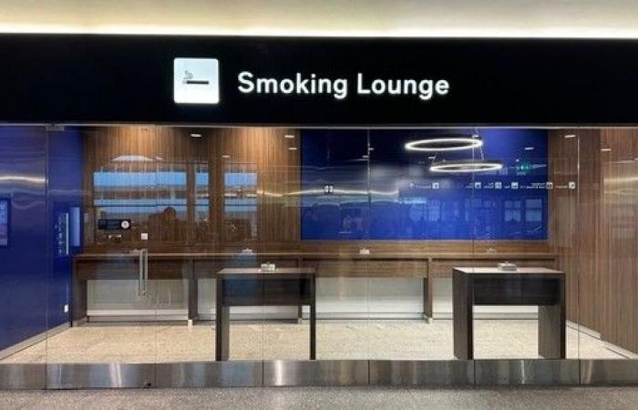 SBB and Zurich Airport have a problem with smokers