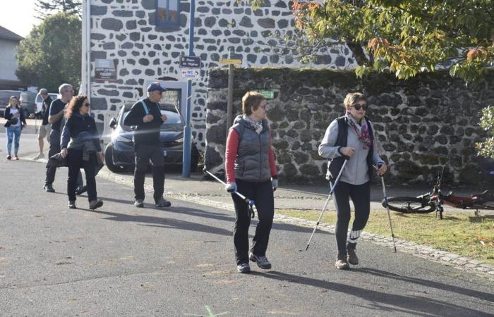 Hundreds of walkers and mountain bikers gathered for a good cause in Saint-Christophe-sur-Dolaizon