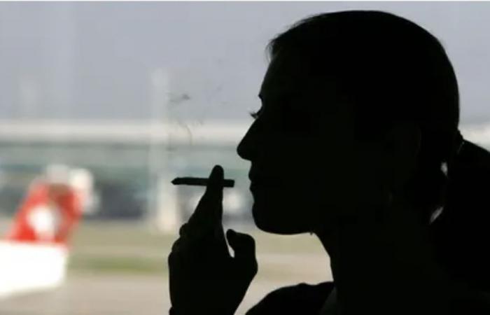 SBB and Zurich Airport have a problem with smokers