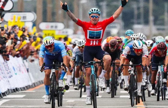 Cycling. Tour of Kyushu – Ivan Smirnov the 3rd stage, Emilien Jeannière beaten and crowned