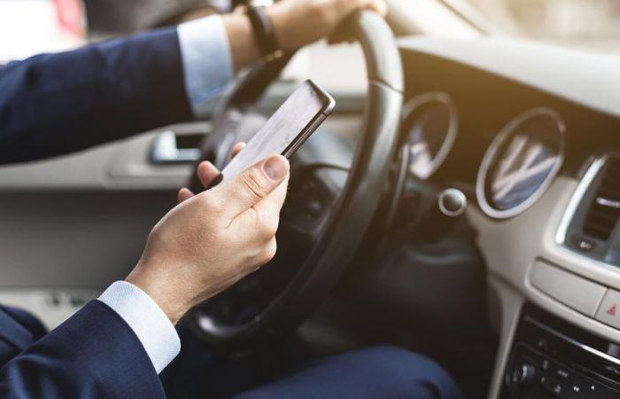 The smartphone while driving, a real scourge in 2024