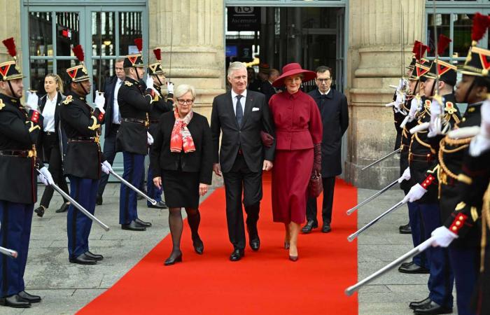 King Philippe and Queen Mathilde arrive by Eurostar in Paris