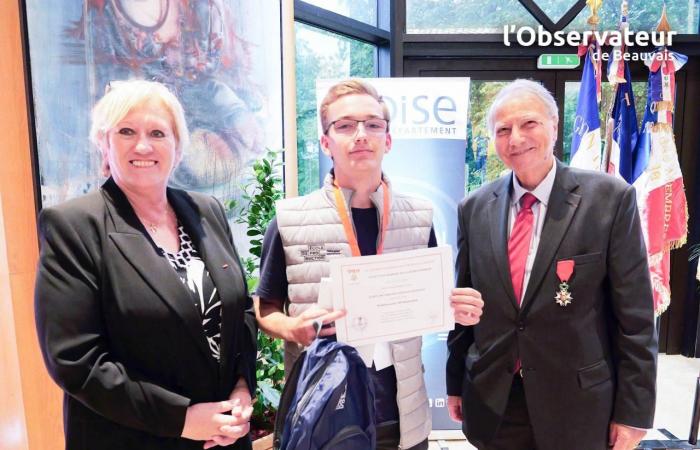 The winning apprentices of Oise rewarded by the Society of Members of the Legion of Honor and the Department