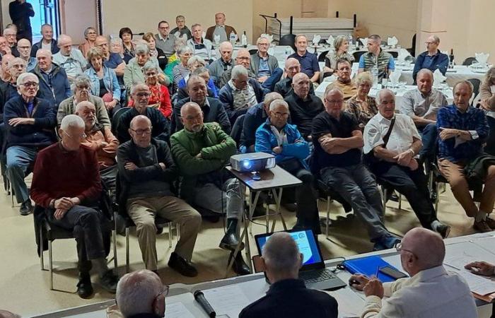 Montferrier. The cyclists in assembly