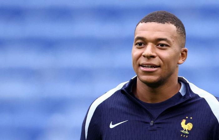 PSG strongly defends Mbappé’s accusations over his exit to Sweden