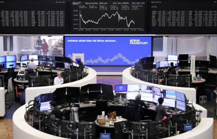 European Stocks Stagnate as China Stimulus Update Fails to Inspire Confidence