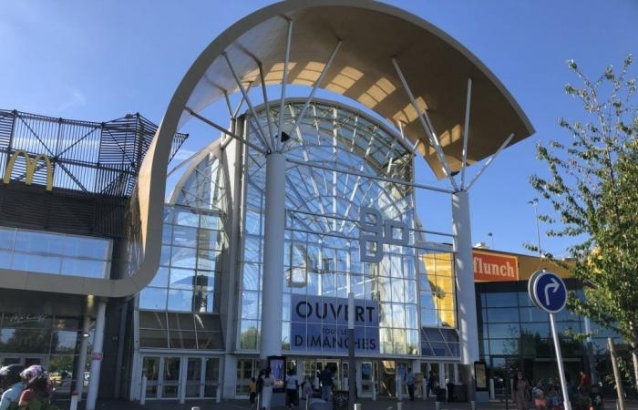 This Val-de-Marne shopping center is the first in France to adapt to color blind people