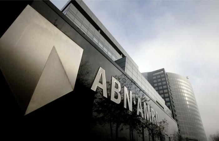 The Hague will once again reduce its stake in ABN Amro