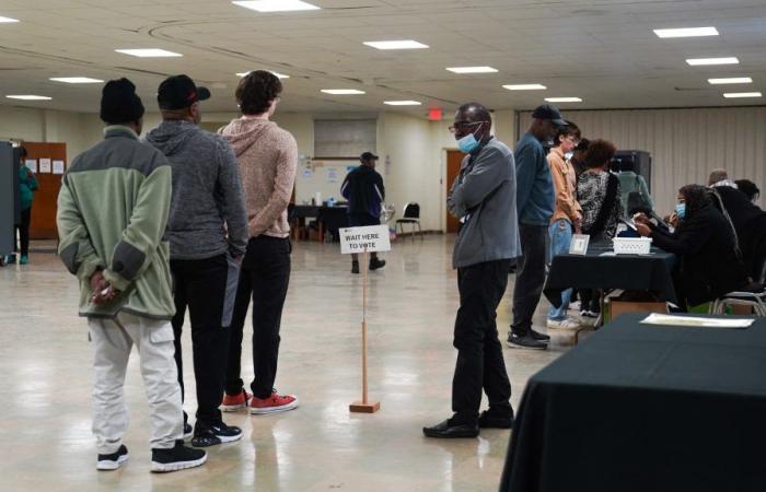 record turnout in Georgia for the first day of voting in this crucial state