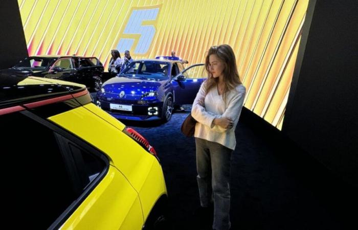 Editorial. The 4L star of the Paris Motor Show: really?