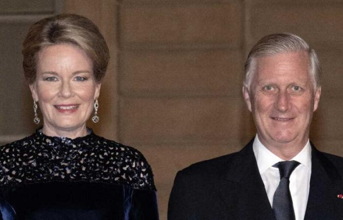 Philippe and Mathilde of Belgium accompanied by their son Gabriel at the state dinner in France: this detail that impresses