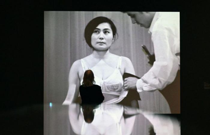 Yoko Ono, the romantic journey of “the famous unknown artist”