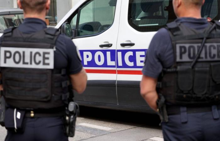 Two people arrested after a knife attack in Périers