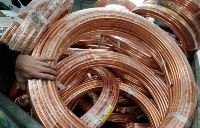 Copper cables stolen from an SNCF premises in Essonne, damage estimated at €120,000