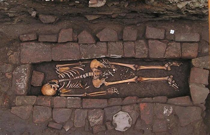 More than 1000 years ago, this woman gave birth in her tomb