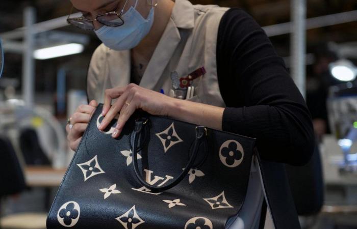 Luxury giant LVMH faced with an unprecedented decline in its activity