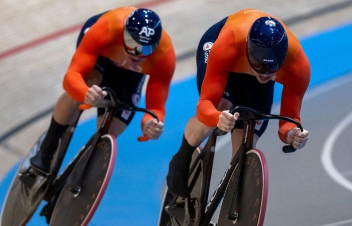 Harrie Lavreysen equals Arnaud Tournant in number of world championship titles after his team sprint title