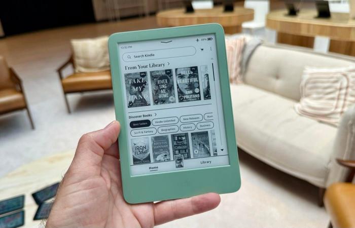 Hands-On With Amazon’s New 2024 Kindles, Including a New Color Kindle