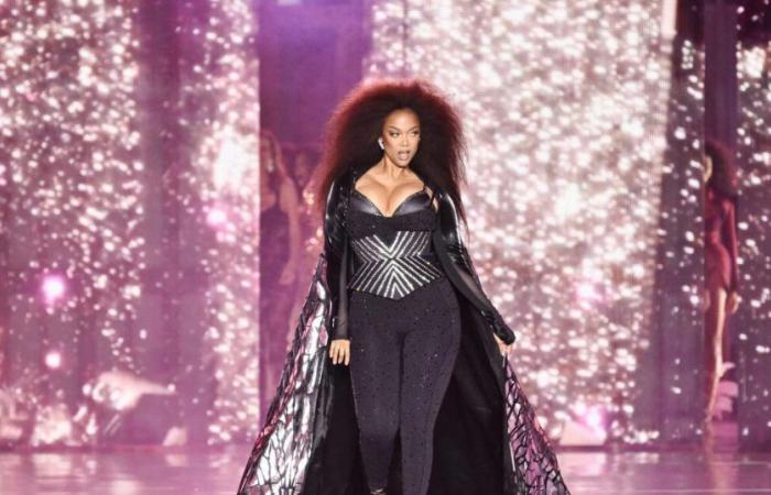 Tyra Banks closes out 2024 Victoria’s Secret Fashion Show