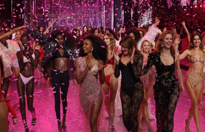 Victoria’s Secret Fashion Show Returns With Transgender Models