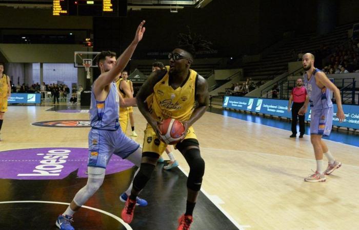 Stade Rochelais Basket finally defeated Angers and won its first match of the season (78-81)