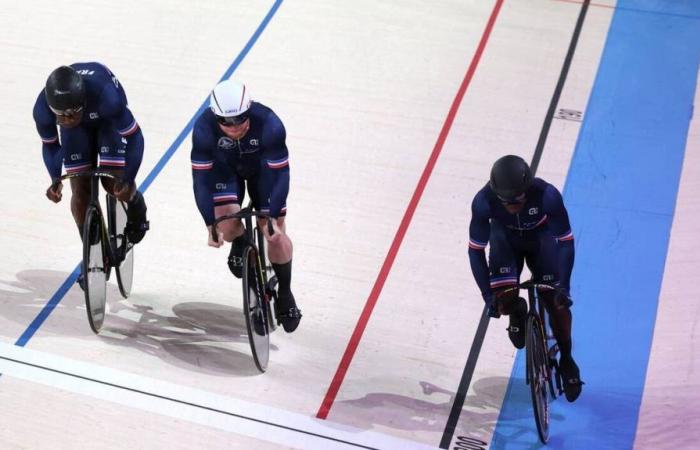 the French sprint rushes into the wall