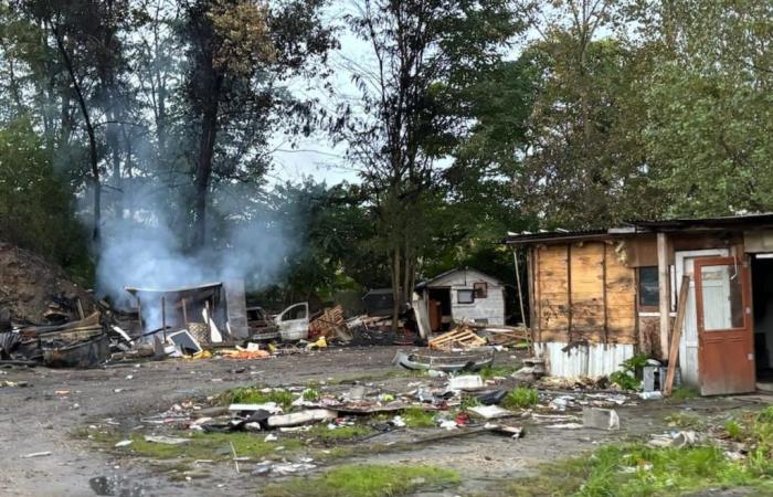 the Podensac slum deserted, Roma families have since settled in Saint-Michel-de-Rieufret