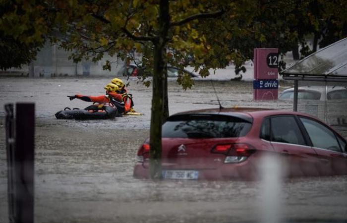 “Never seen before”: nearly 900 people evacuated in France during impressive floods (photos)