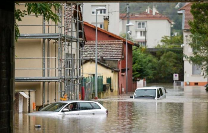 Bad weather. A historic flood in the Rhône, the Charolais Loire on yellow alert