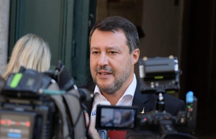 Migrants, Salvini: the solution is always to stop departures