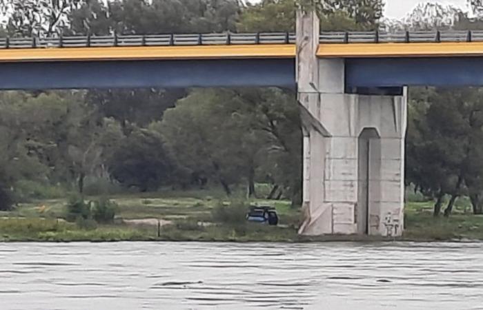 Orange vigilance in Gard: a man trapped with his car under the Pont-Saint-Esprit bridge