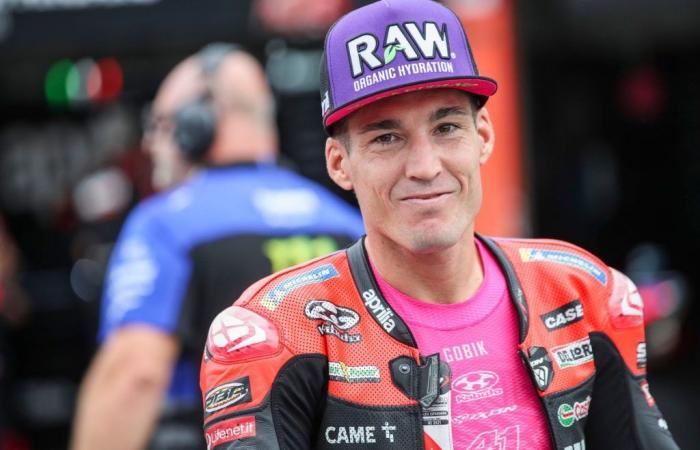 Espargaró overcome by emotion before his last Grands Prix