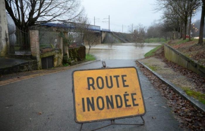 Bad weather in Aude. Roads already closed, including one leading to Narbonne