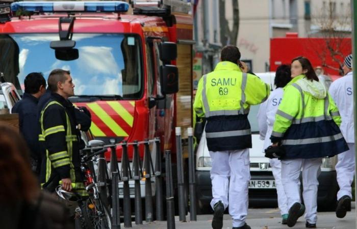 the Gier exceeds a dike, a district of Givors evacuated