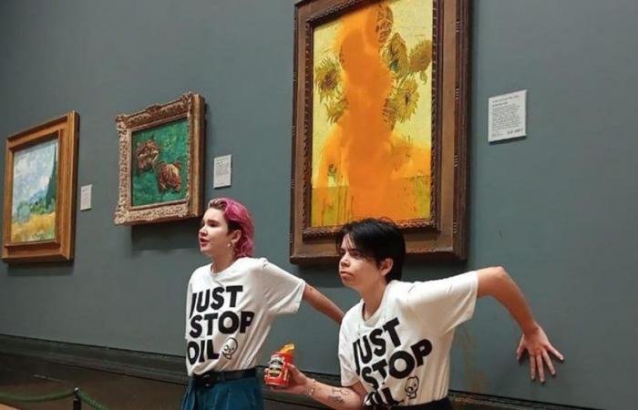 London’s National Gallery bans “liquids” within its walls to counter militant actions