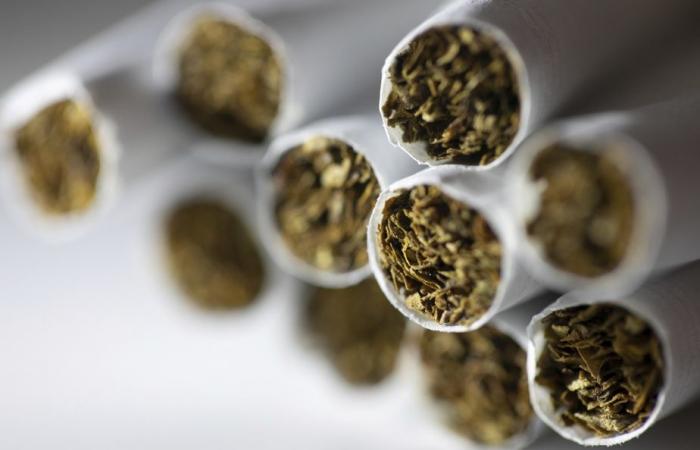 Tobacco companies offer to pay 32.5 billion to provinces and sick smokers