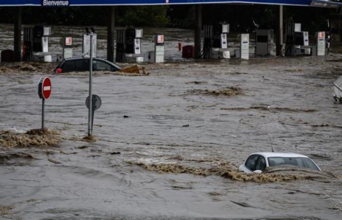 “Never seen before”: nearly 900 people evacuated in France during impressive floods (photos)