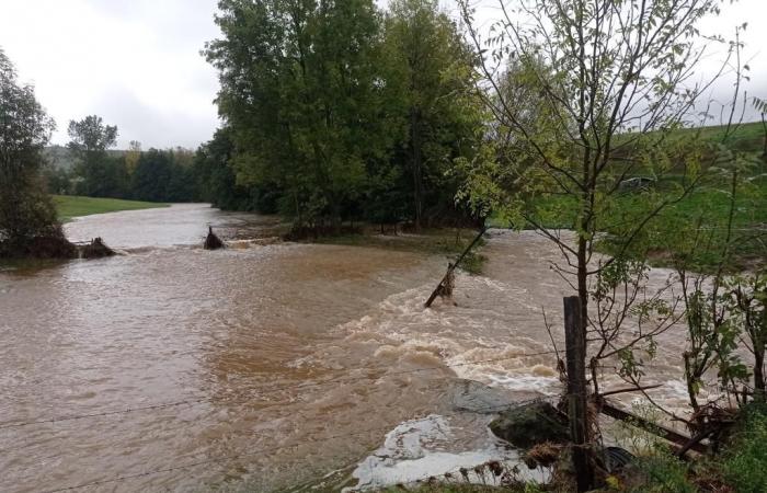 Incredible: In Saint-Clair 3 bridges out of 4 submerged